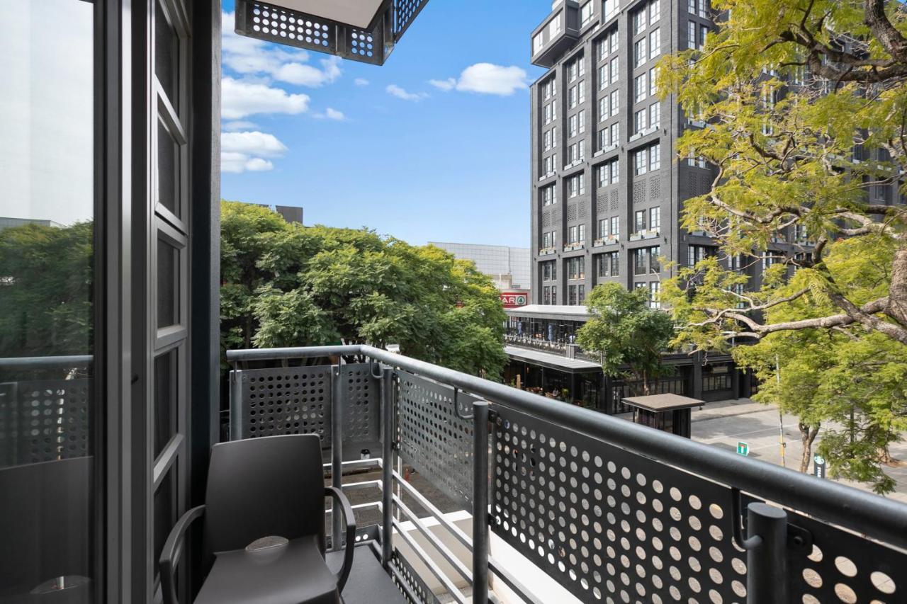 Easy Stay - The Median Rosebank Johannesburg Bagian luar foto