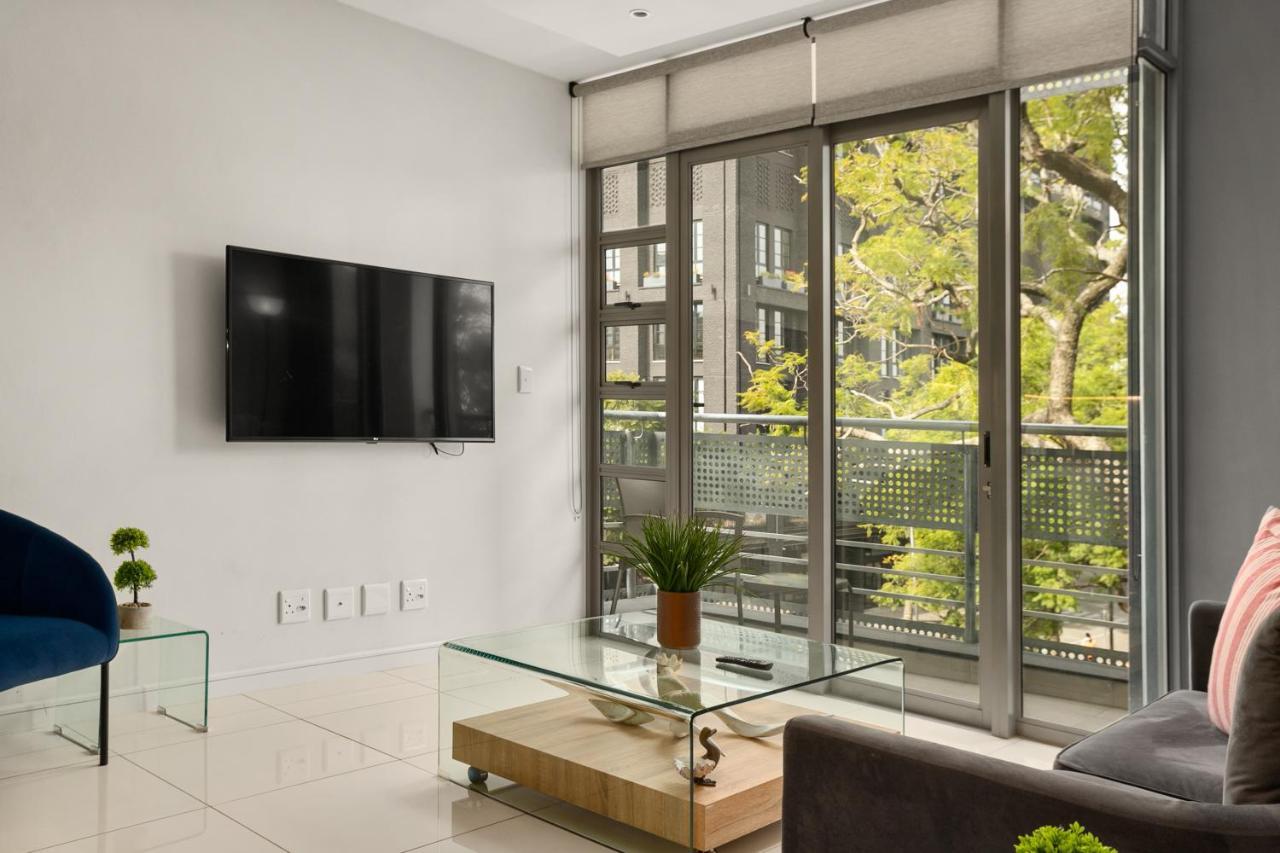 Easy Stay - The Median Rosebank Johannesburg Bagian luar foto
