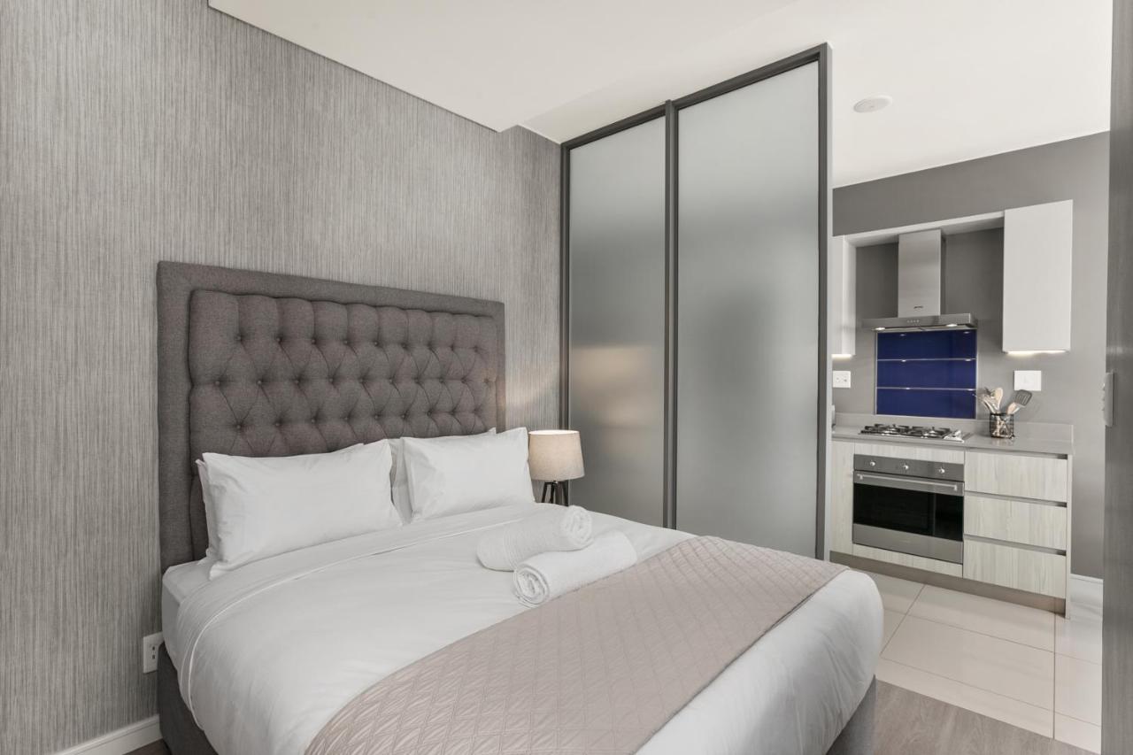 Easy Stay - The Median Rosebank Johannesburg Bagian luar foto