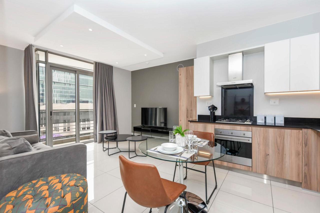 Easy Stay - The Median Rosebank Johannesburg Bagian luar foto