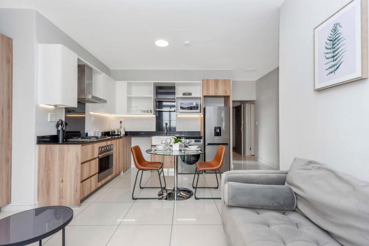 Easy Stay - The Median Rosebank Johannesburg Bagian luar foto