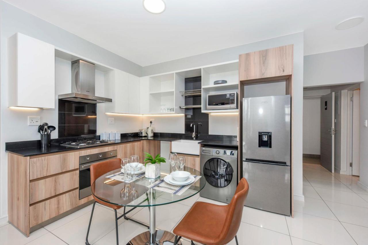 Easy Stay - The Median Rosebank Johannesburg Bagian luar foto