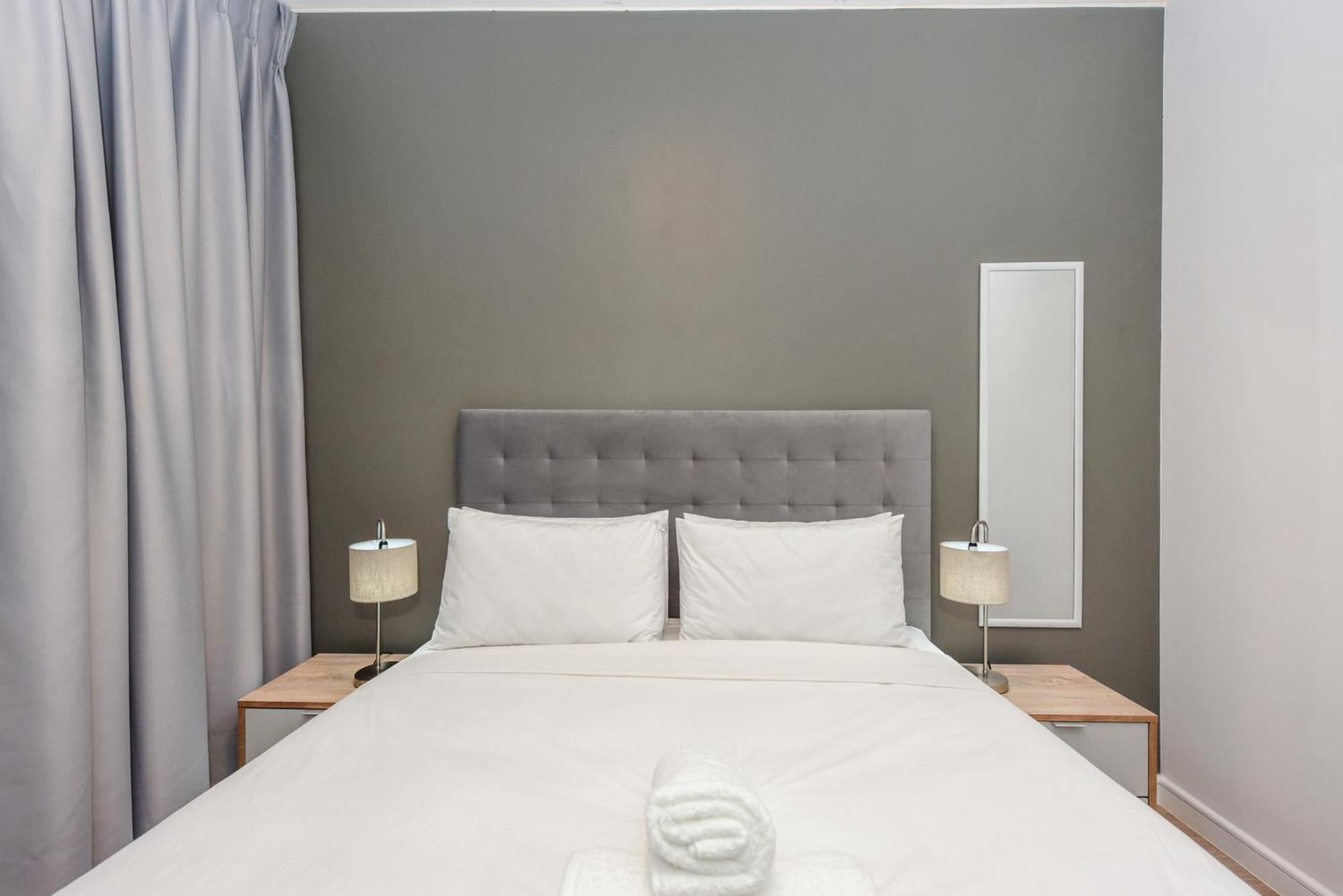 Easy Stay - The Median Rosebank Johannesburg Bagian luar foto